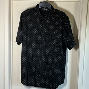Travis Mathew Black and White Design Men's Shirt